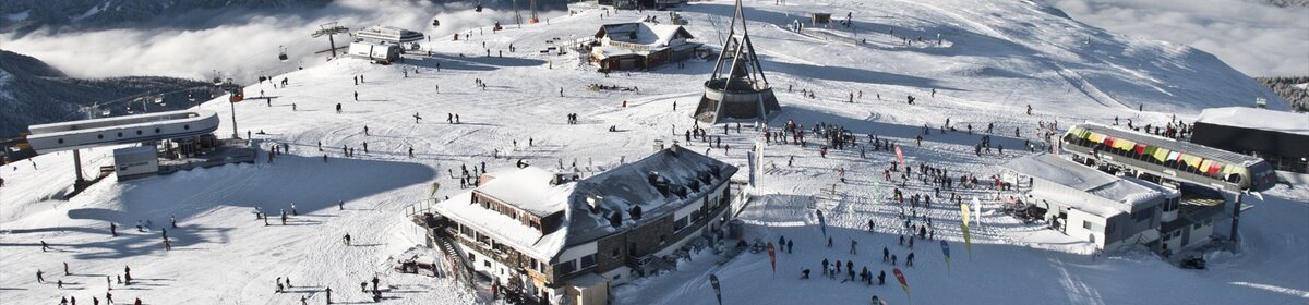 Banner 125777 kronplatz ski area  1 